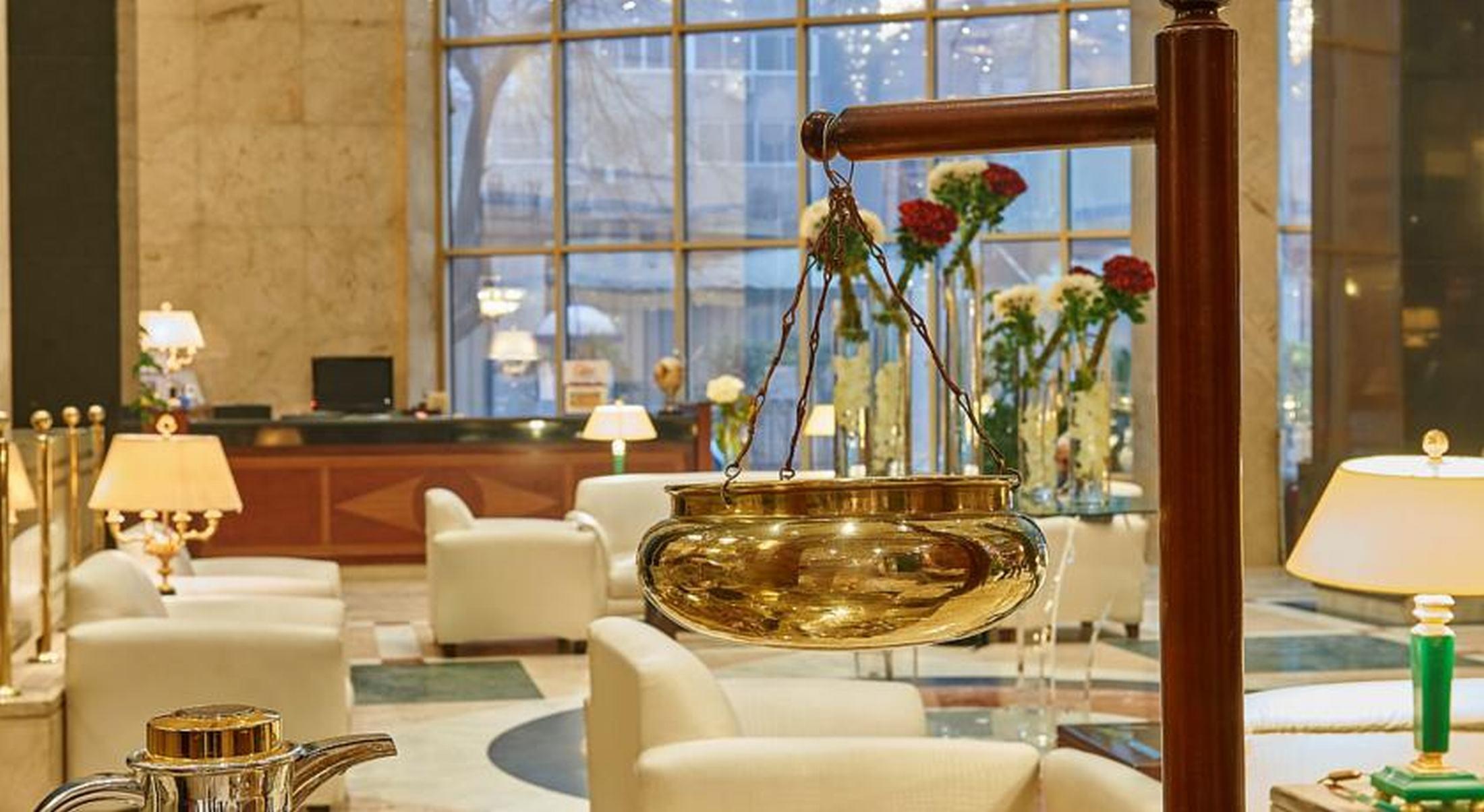 Safir Hotel Cairo Giza Exterior foto The lobby of the hotel