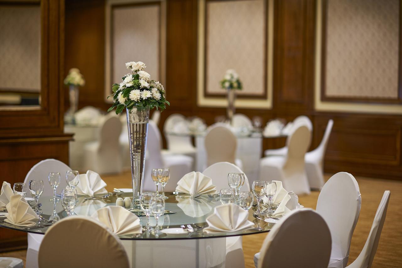 Safir Hotel Cairo Giza Exterior foto The ballroom